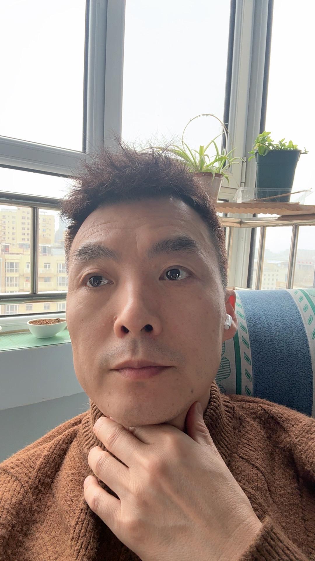 热闹总是转瞬即逝，过年就像一场温馨又热闹的梦。兴尽悲来，识盈虚之有数，我们用一整