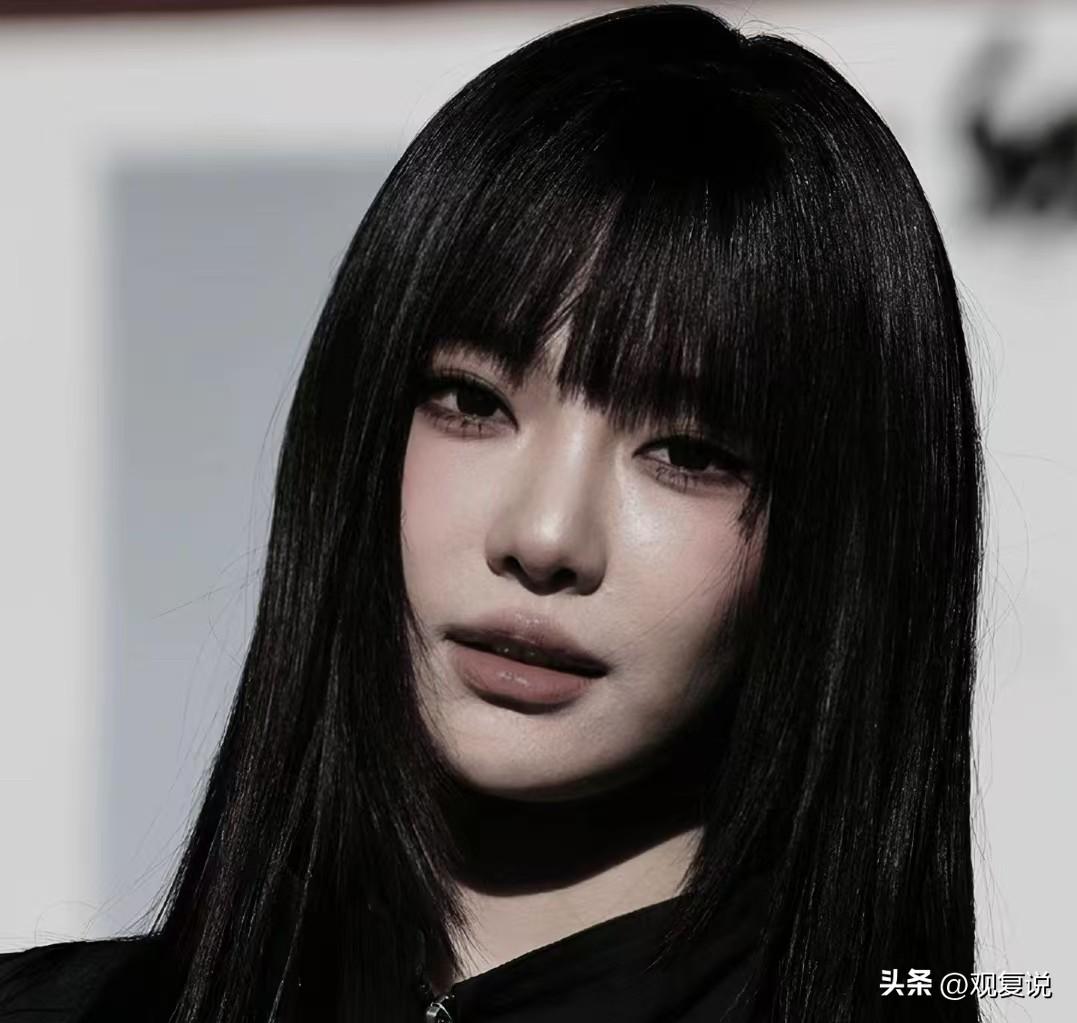 宁艺卓一巴掌
撕开了韩娱藏了很久的遮羞布。
 
韩娱圈有条不成文规矩：挨骂只能忍
