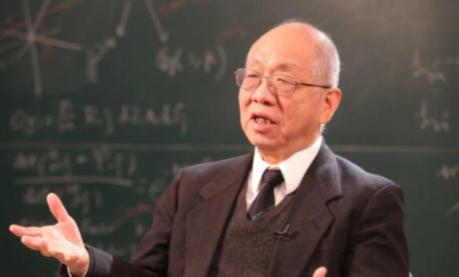 遮羞布被撕下！美籍华裔数学家丘成桐提到：中国数学水平没达到美国上世纪 40 年代