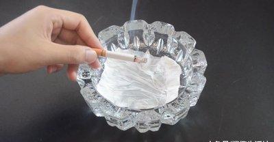 老哥哥老姐姐们，快停下！厨房里的纸巾别急着扔，这5个“土办法”能帮咱省大钱！
