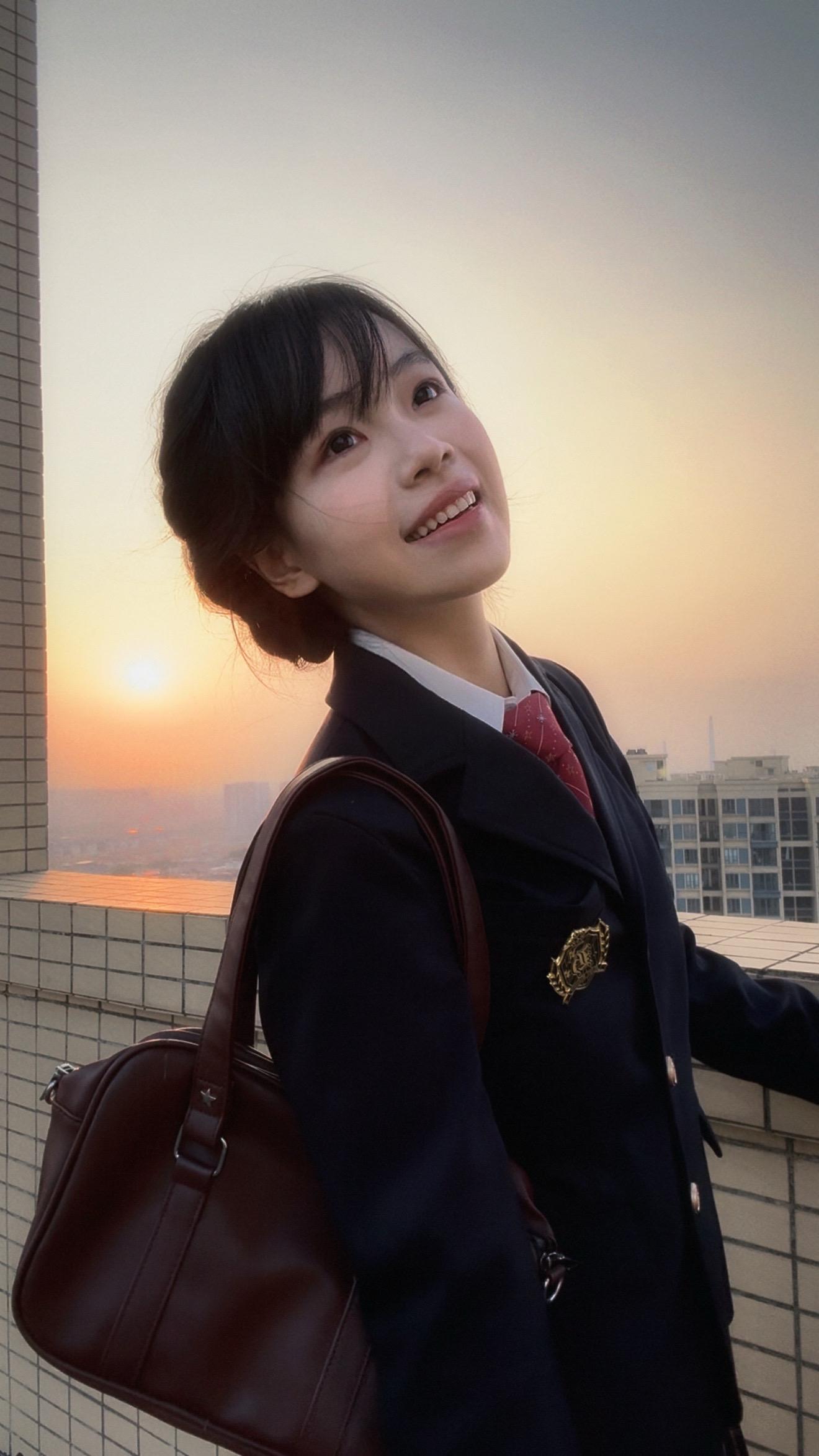 人被流星砸中的概率是一百亿分之一 与你的相遇更是奇迹