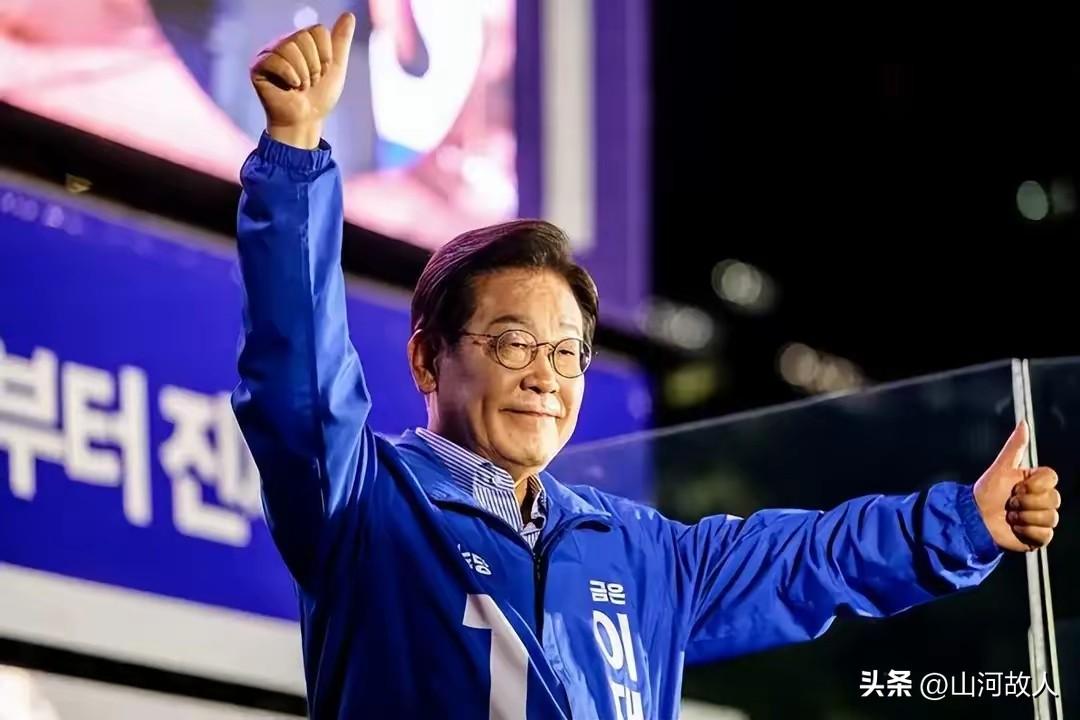 动“祖宗之法”！李在明推动修宪，韩国总统五年单任制迎来重大变局！

 
据韩联社
