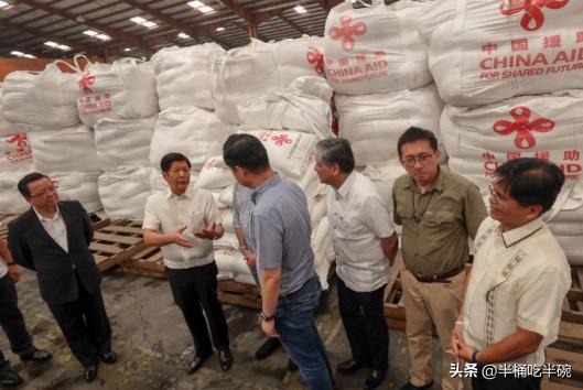 大家可能不知道，菲律宾这次的操作有多离谱。不是中国主动凑上去要帮他们，是菲律宾自