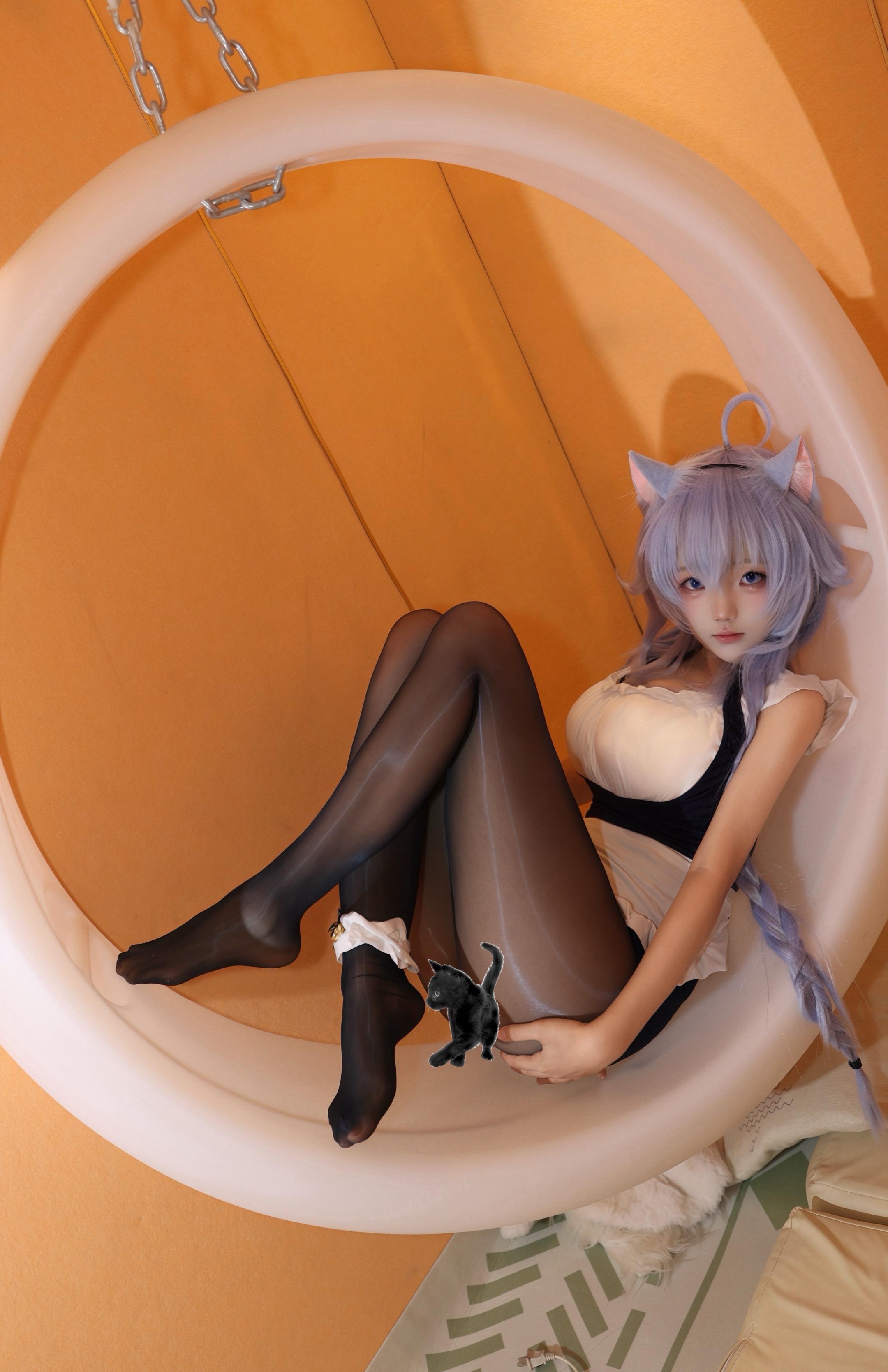 小猫咪能有什么坏心思呢。