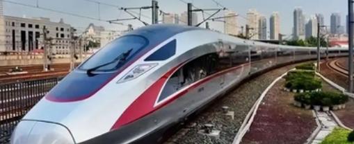 一经济学家曾表示，中国的高铁建设，就是一场泡沫终究会被戳破，自从中国开始上马高铁