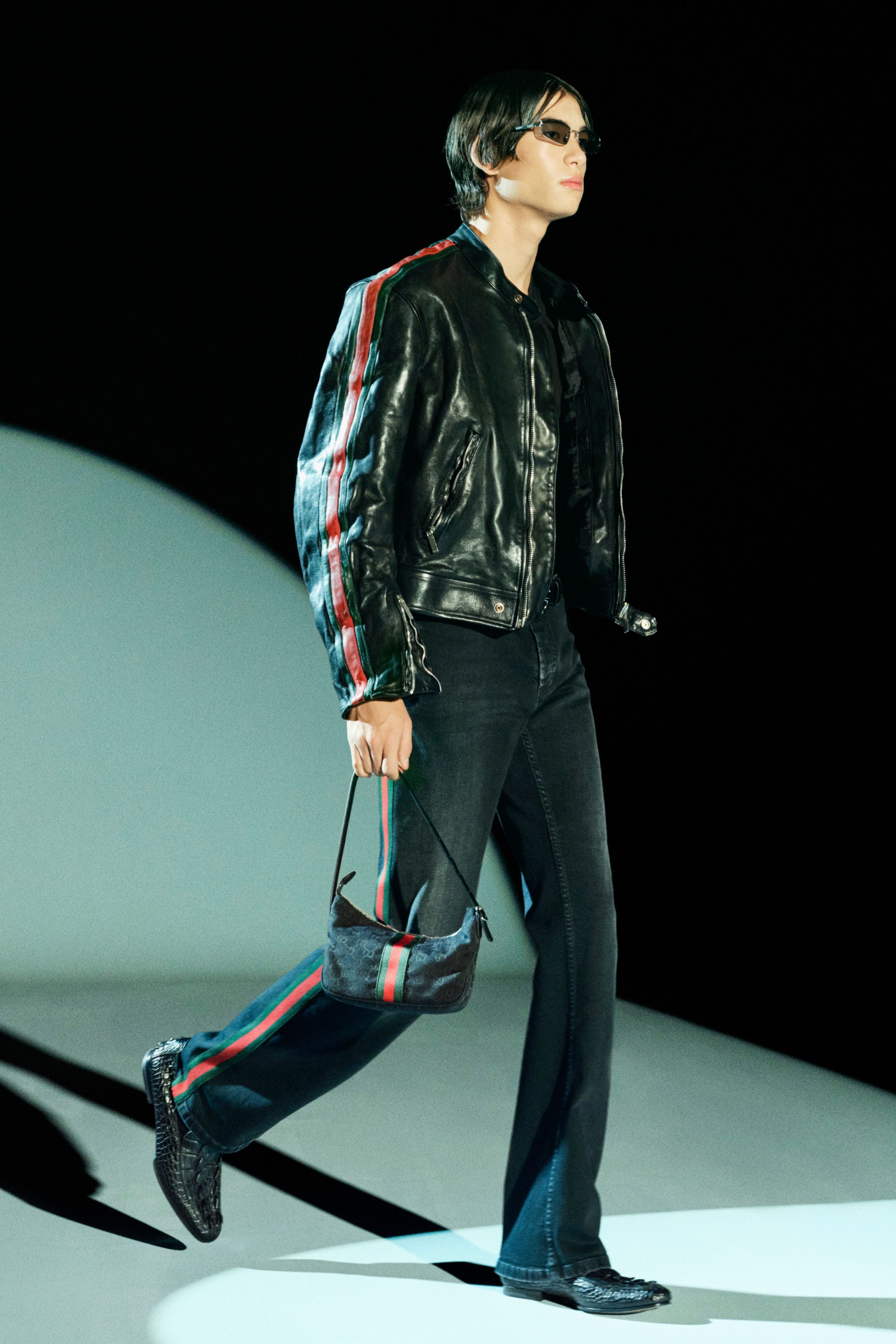 刘耀文 ｜ 时代少年团加冠礼演唱会 演唱会第二日 ，Gucci 先生上线  ～ 