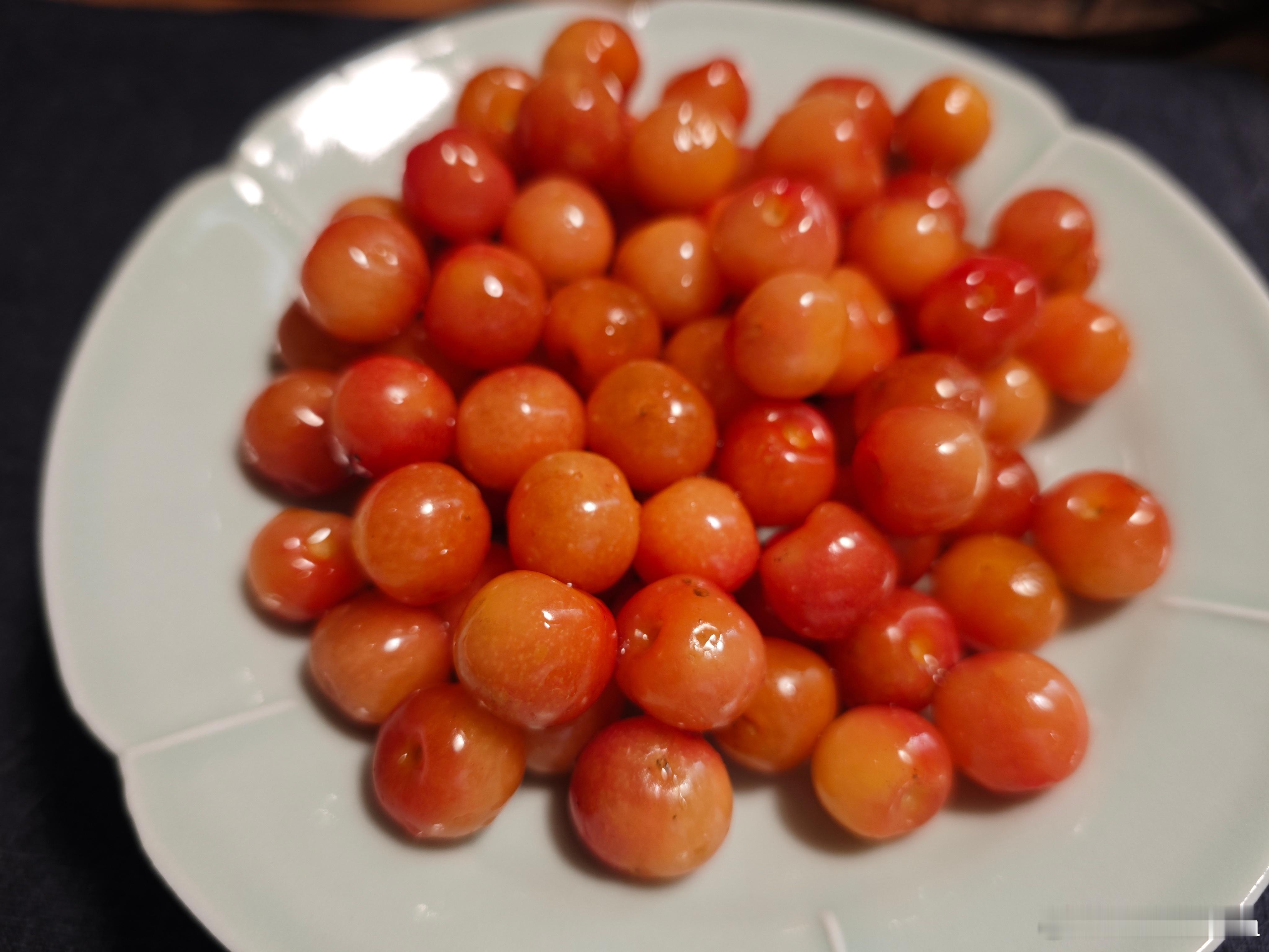 还是老家的中华土樱桃更顺口些 
