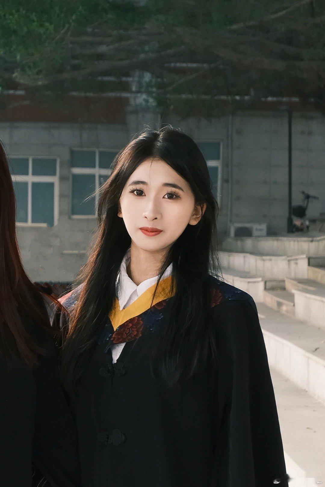 会怀念的🎓  ​​​