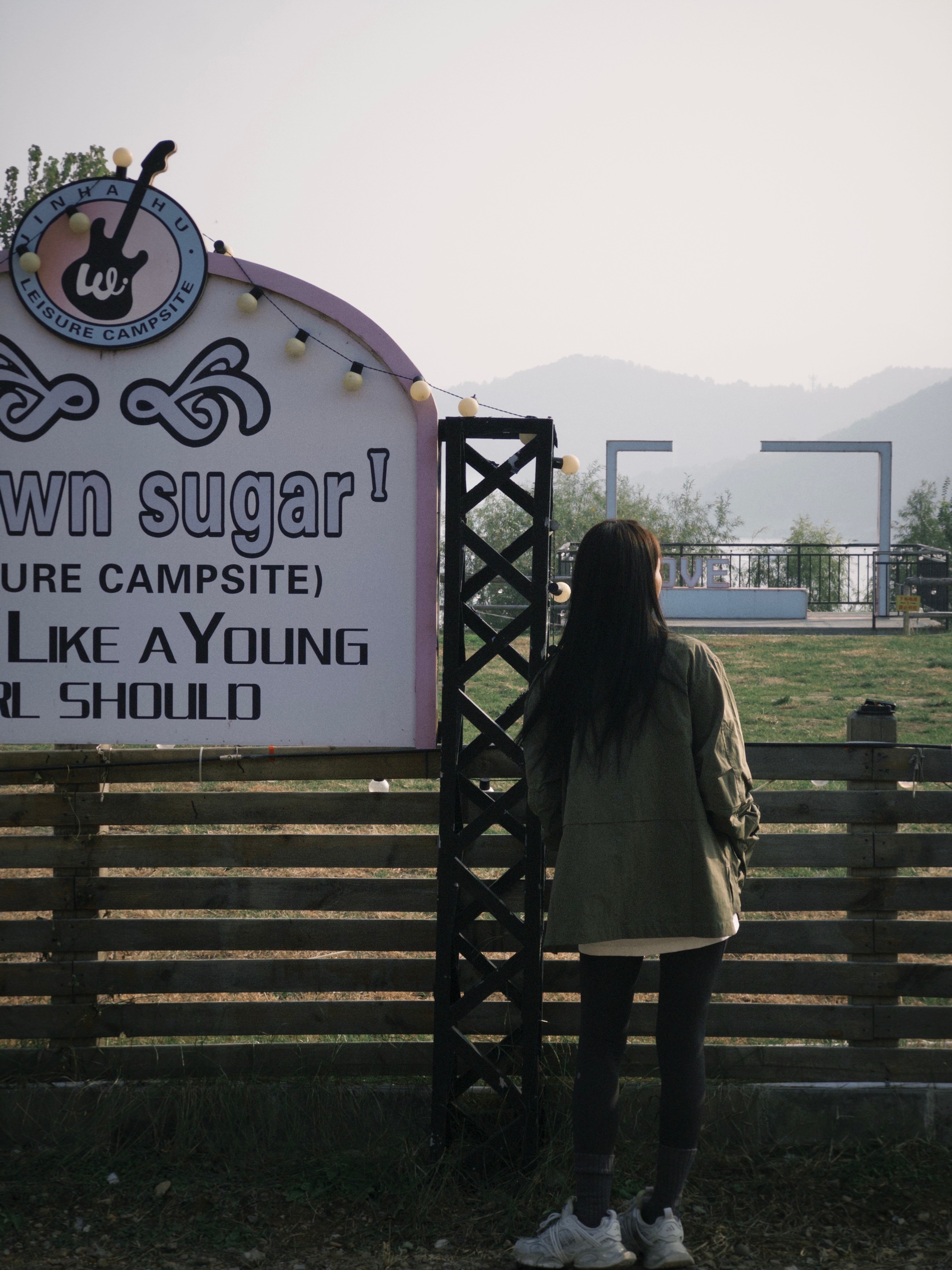 不是，我鹏这是真够意思啊！！专属车标免费从18K金直接升级为「24K金」我都怕以