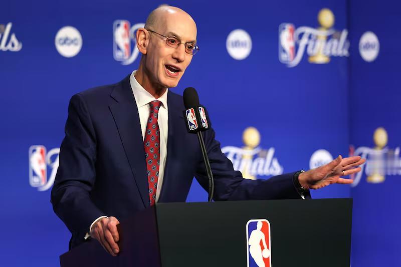NBA总裁亚当·萧华周三表示，联盟针对洛杉矶快船队涉嫌违反工资帽规定的调查已经接