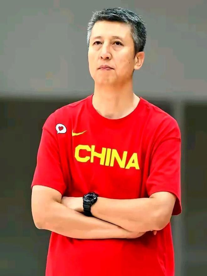 男篮集训名单---为啥少了几大主力？
原因其实很简单！郭仕强需要的是健康的即战力