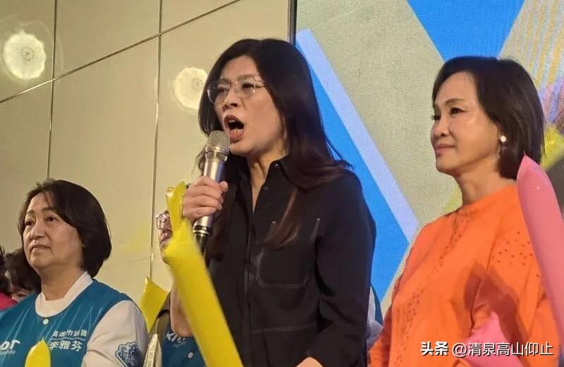 自信过头就是自负！

国民党主席郑丽文太过自信，到南台湾走访时，犹如打鸡血般的夸