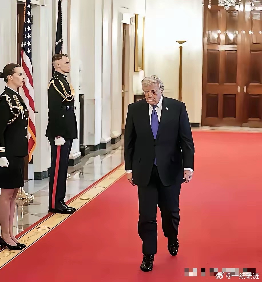 老特现在走起路来无精打采，看来这个宗教追杀令很有杀伤力。被美军炸死的一百六十多个