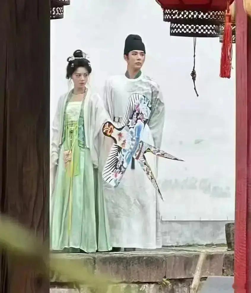 还没有播出就感觉要扑了 大家觉得赵今麦王安宇的新剧造型如何 