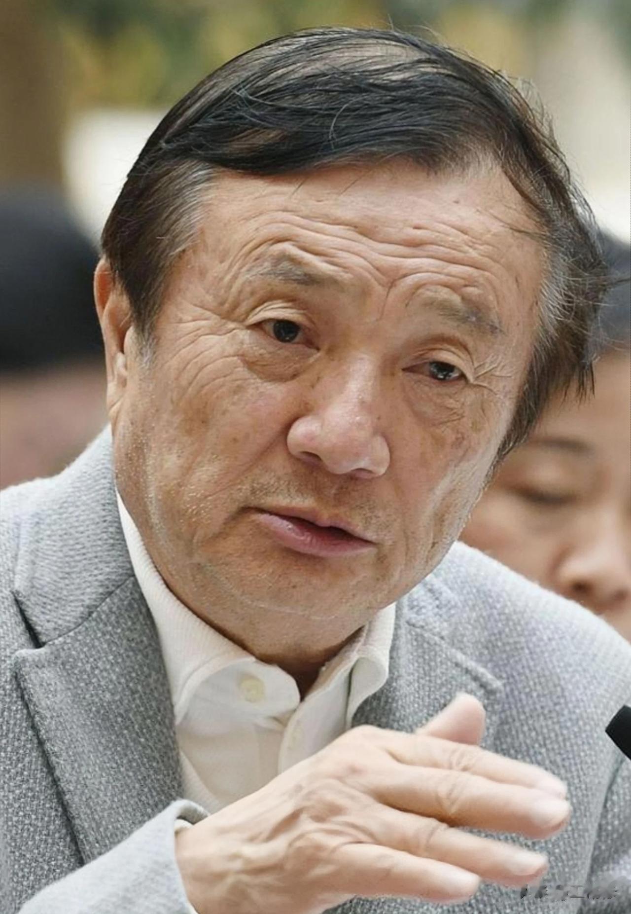 今年下半年，任总封神，家印入狱！

同在商场叱咤风云，为什么结局天差地别？对比一
