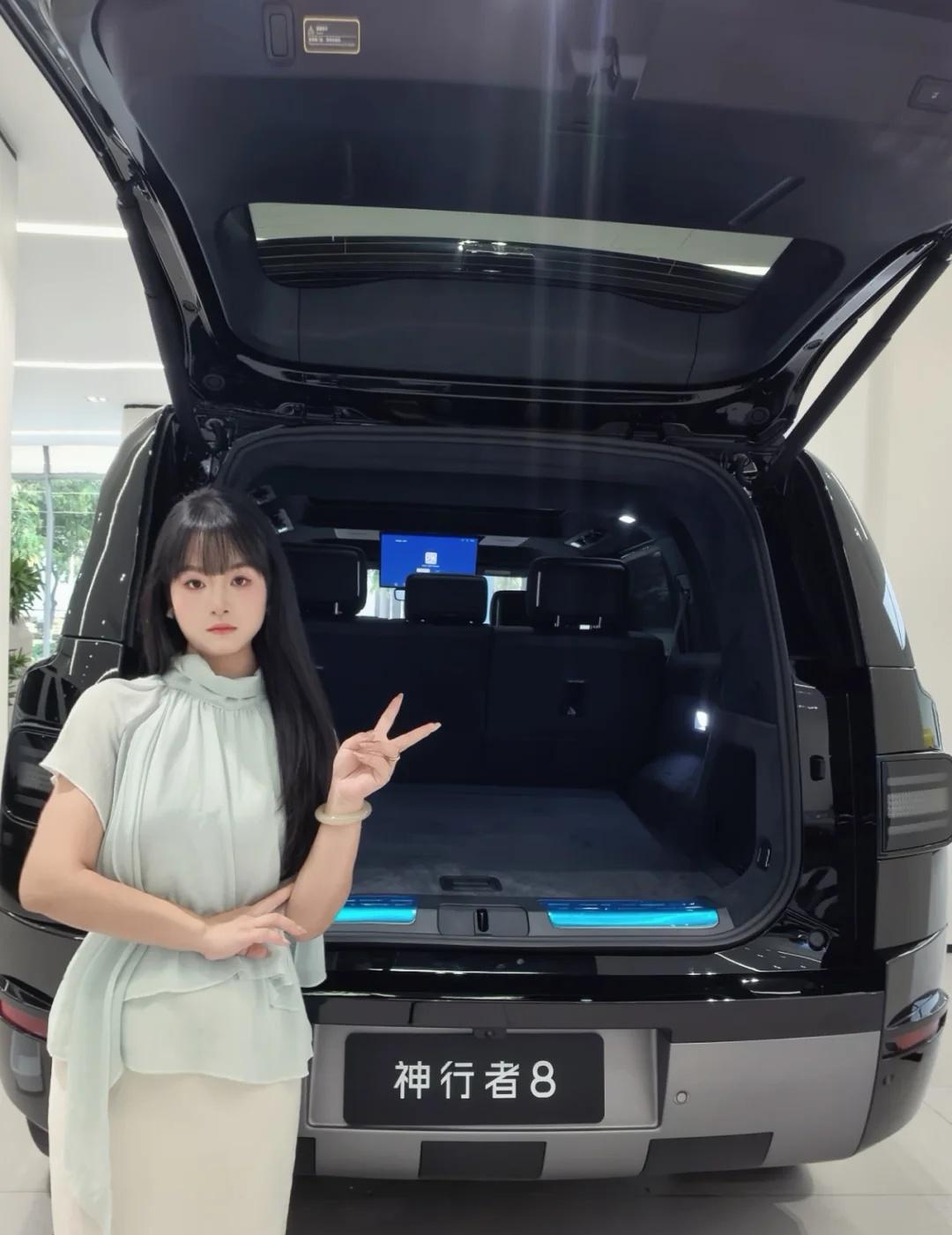 神行者8黑武士！男生女生都会心动的方盒子
谁能拒绝一台全黑化神行者8黑武士！
极