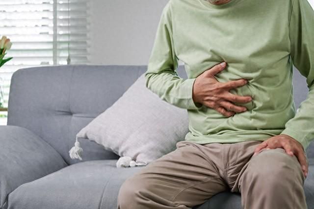 胃胀、反酸、嗳气总反复？我从肾论治！一个中成药：补肾纳气，胃自安！
大家好，我是