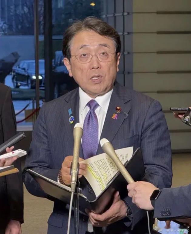日本经济产业大臣赤泽亮将在周四至周六（21至23日）访问中国，期间出席在江苏省苏