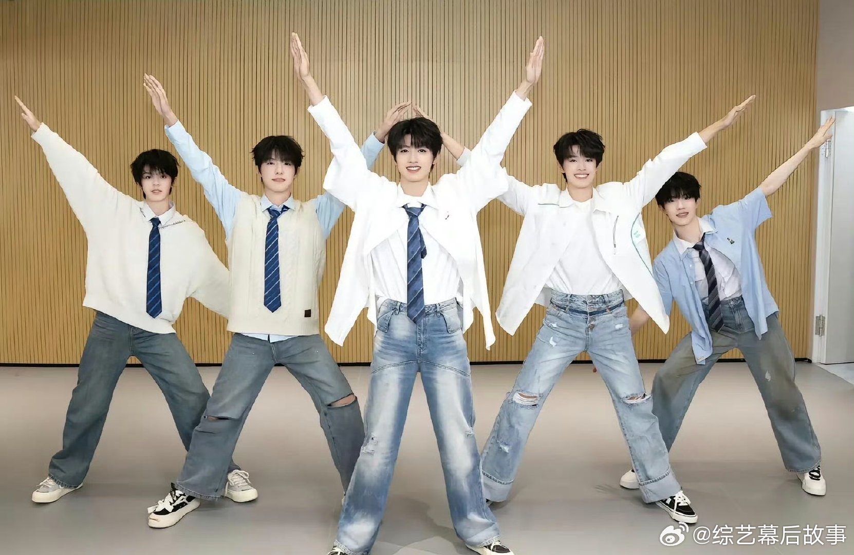 别被小道消息带节奏了，跑男目前未邀请top，一切以官方发布的信息为准跑男目前未邀