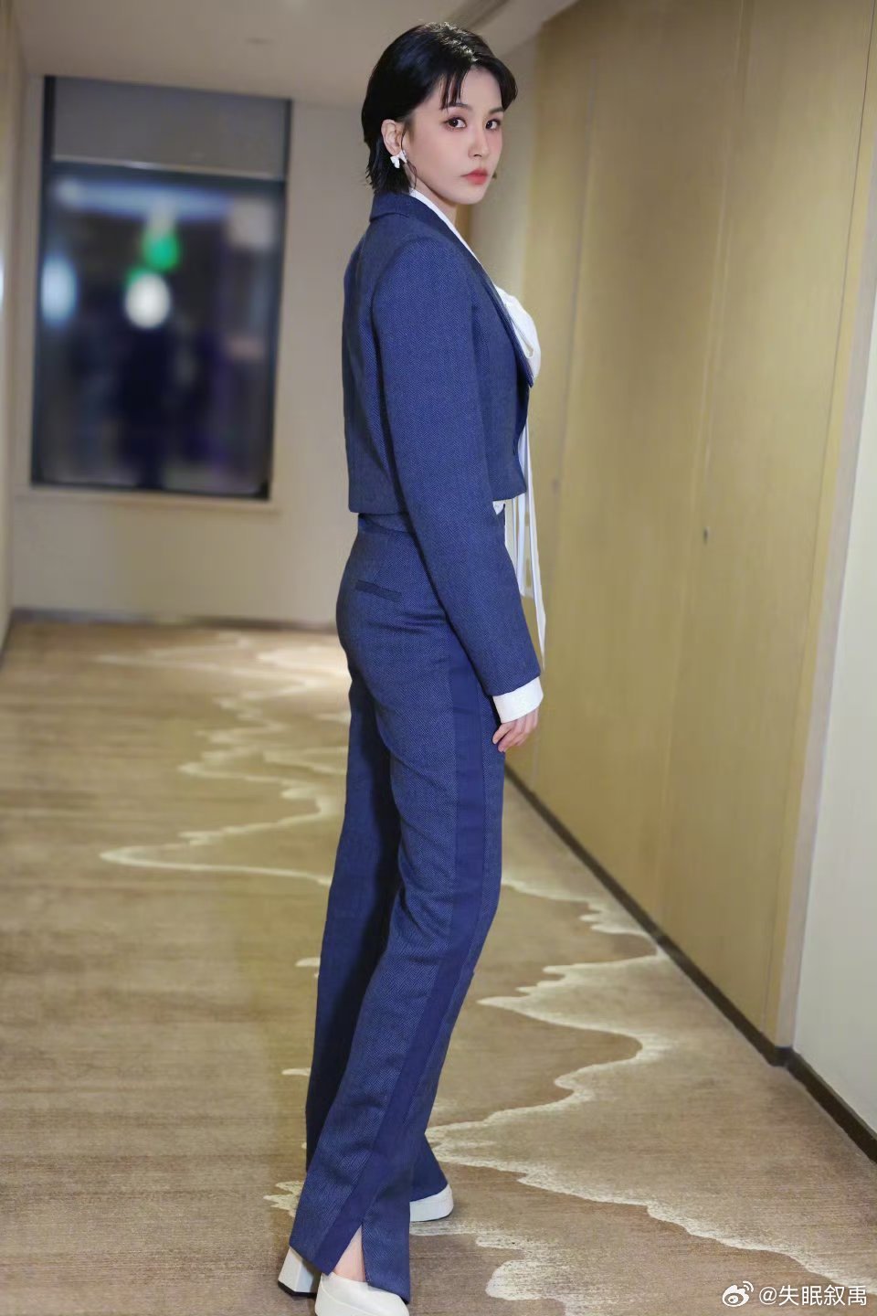 曾沛慈好高以前只觉得她美，现在才发现她真的好高！ 