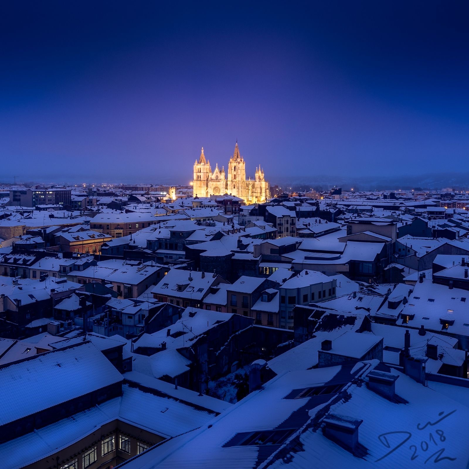 Some praise the Lord for Light,The livin