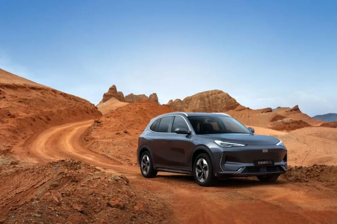 别嘴硬了，销量前十只剩2台燃油车了！