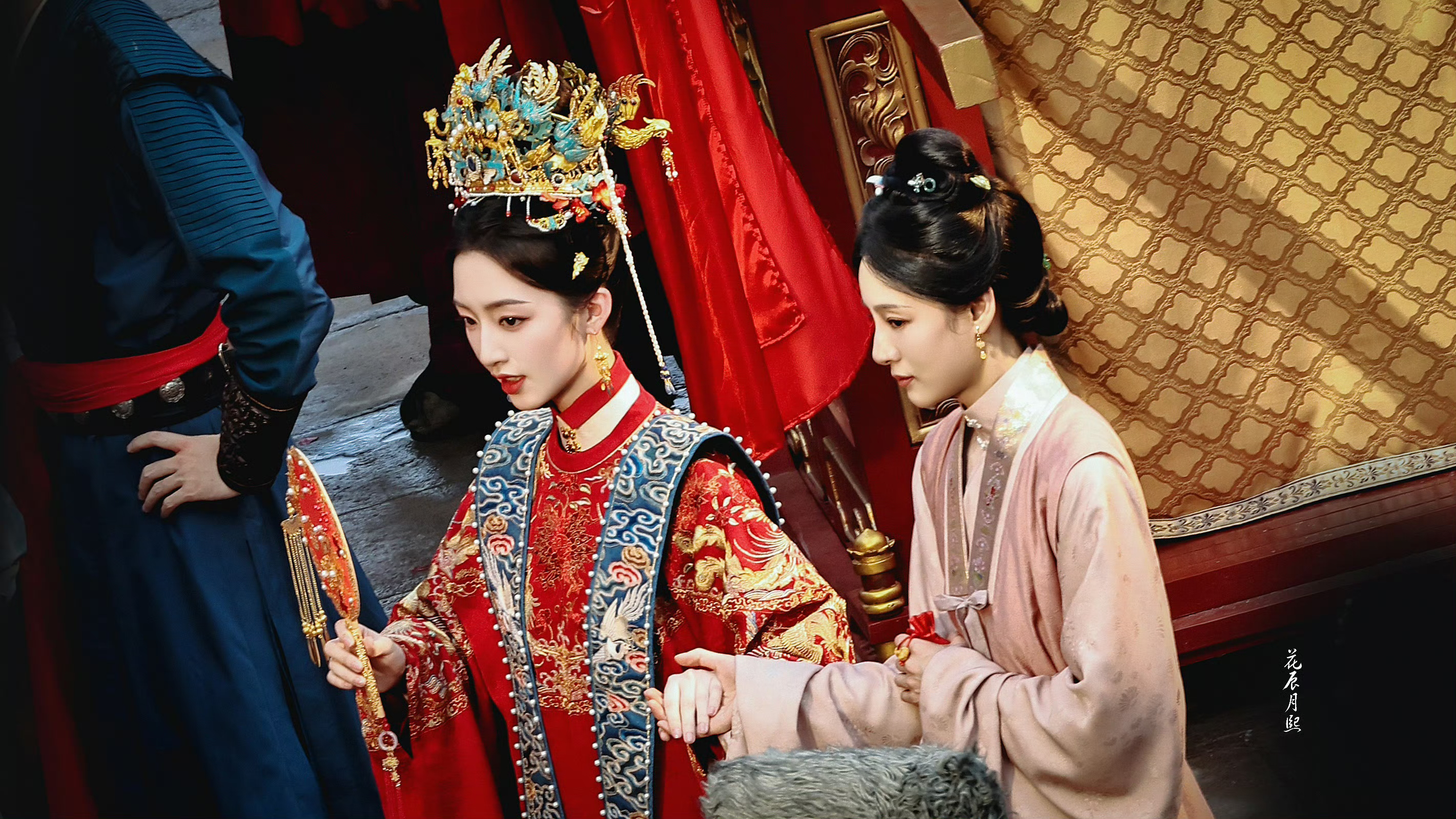 邓恩熙《花开锦绣》 傅庭芸大婚路透饭拍 ​​​