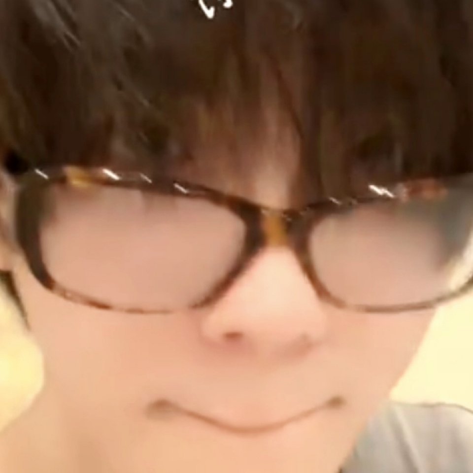 【5398】ovo是微笑 o_o是警告 owo是小猫喵喵 