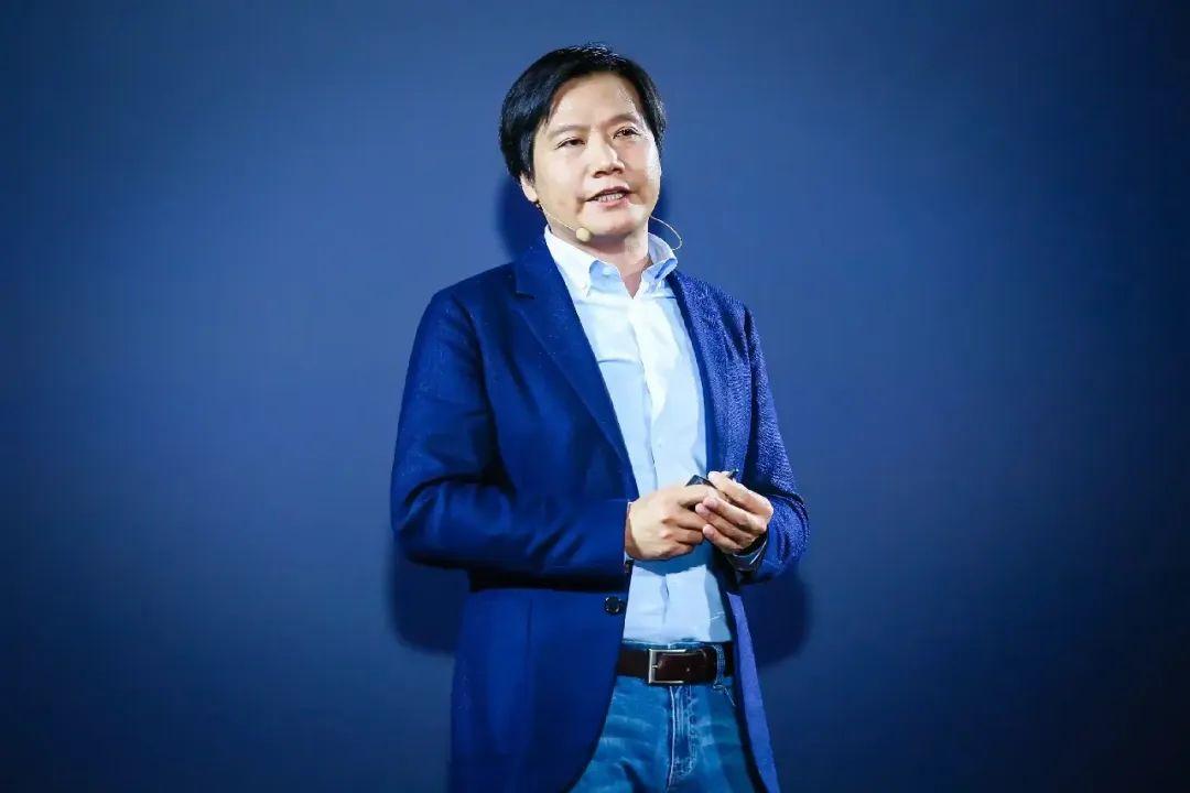 雷军：老百姓一进商场买东西都巨贵无比，甚至形成一种错误的观念
雷军创办小米的初衷