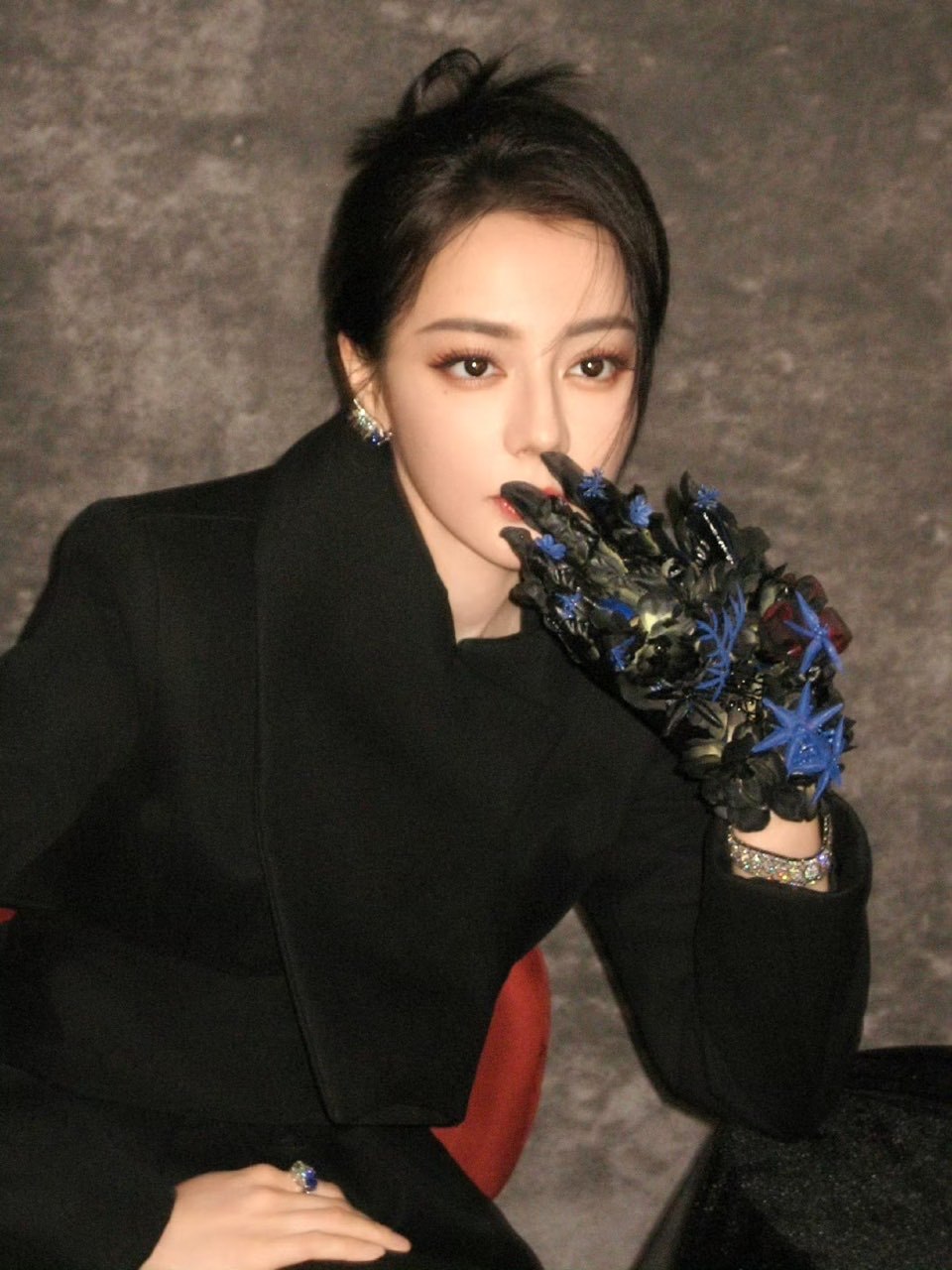 就这个迪丽热巴真的太帅啦～ 