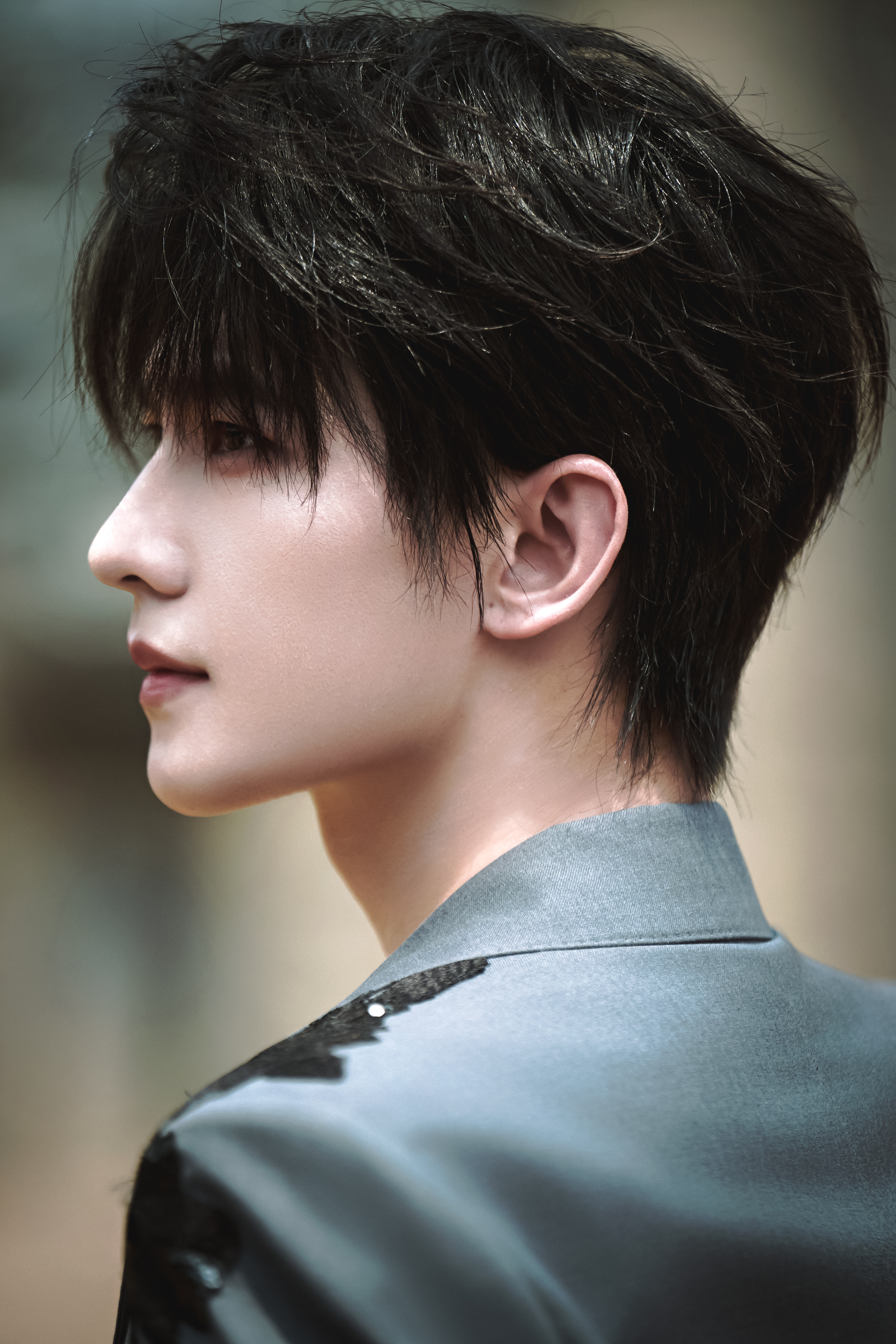 杨洋 - 请欣赏完全震撼级别美貌、 杨洋来河南也得抱捆蒜苔回去