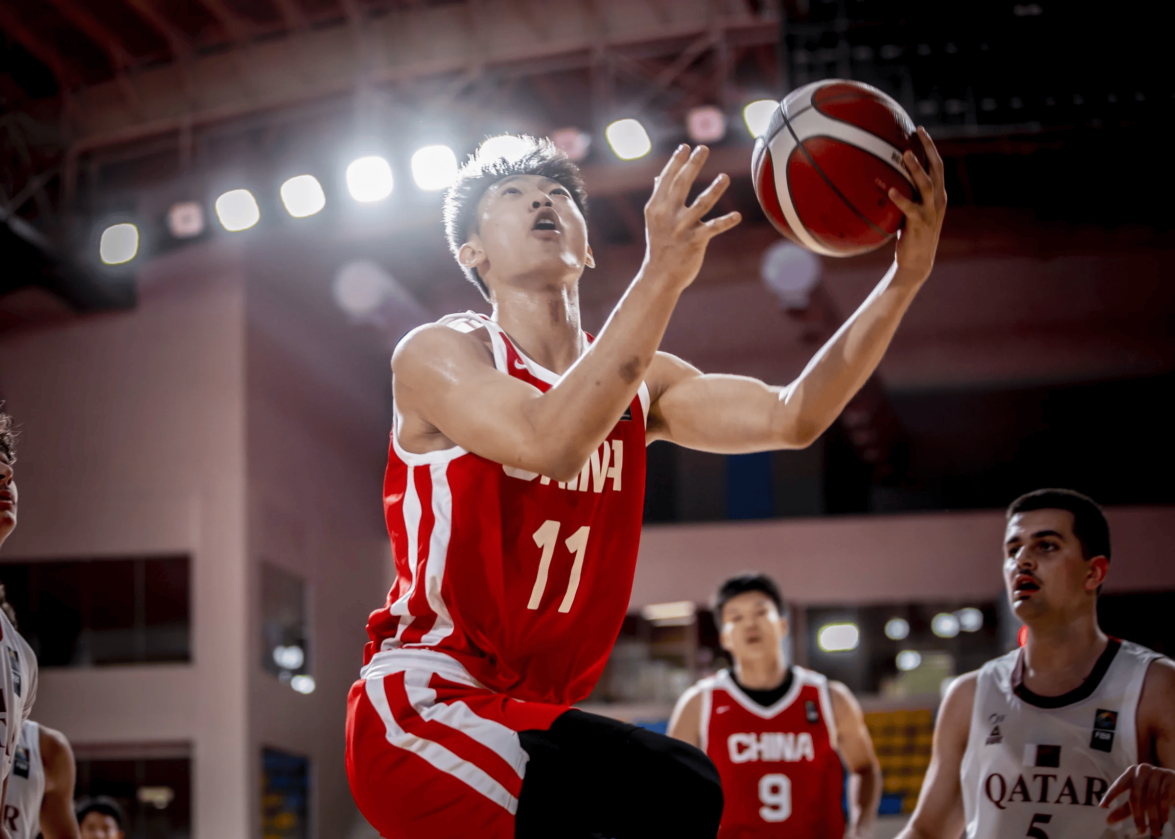 U18亚洲杯小组赛，张淳智场均12分4.3篮板2.3助攻