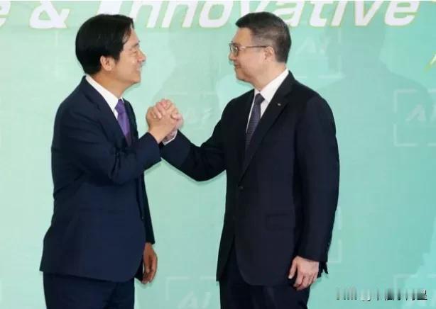 赖清德和卓荣泰公开称赞“青鸟运动”，台湾所谓“民进党前立委”沈富雄今天承认“民进