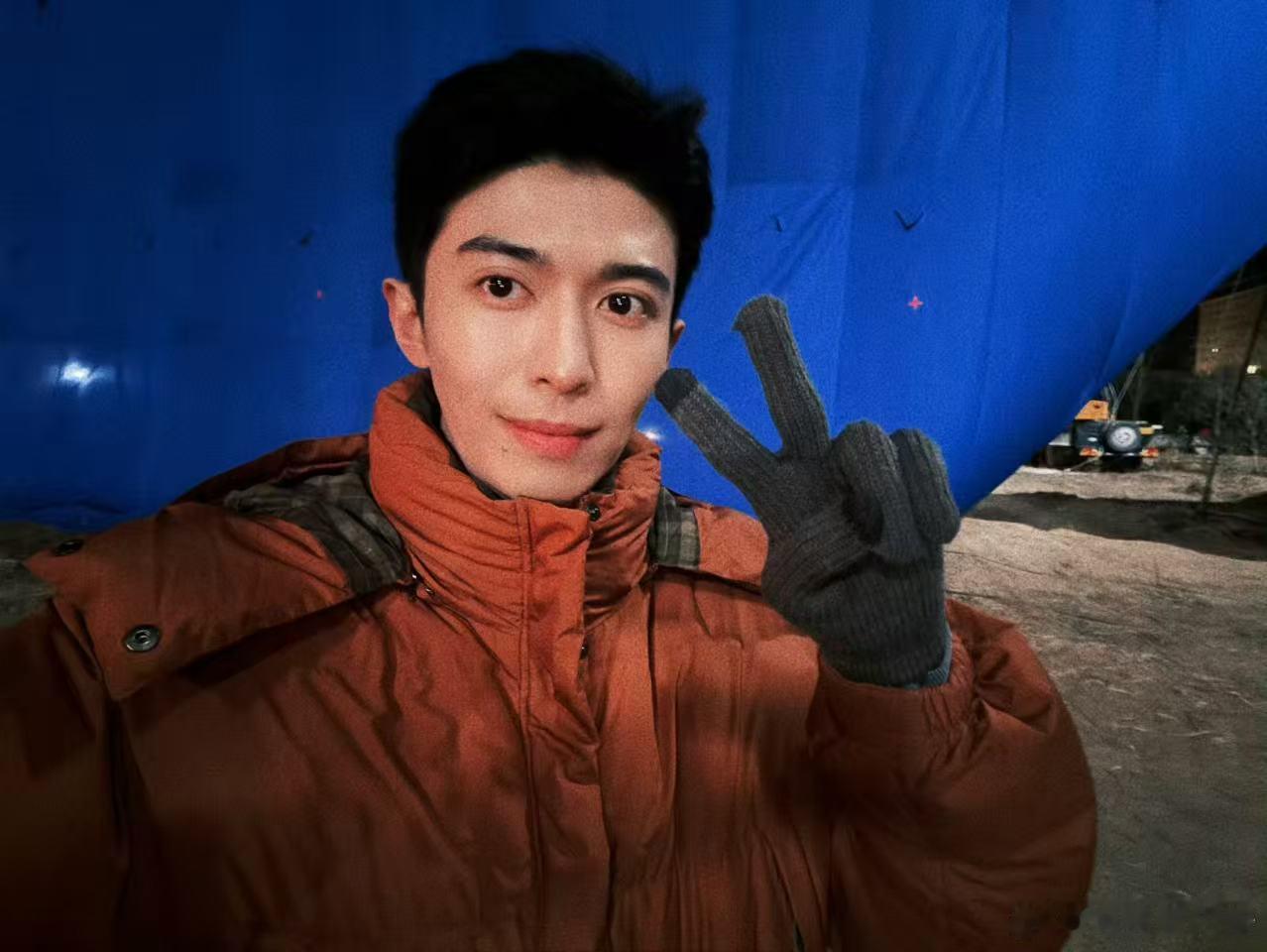 赵小童新作品加载中赵小童忙忙碌碌飞来飞去 赵小童新作品加载中 