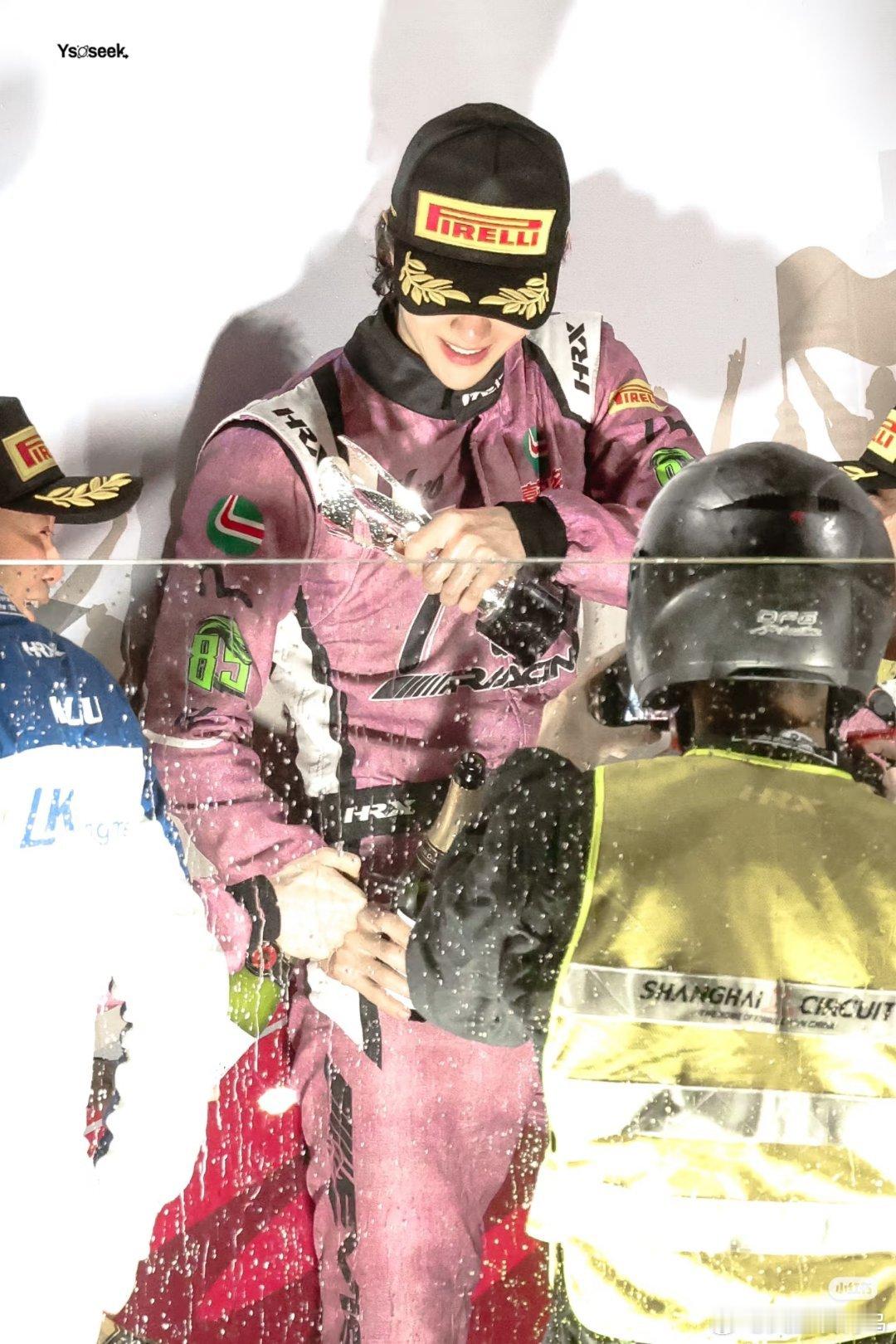 曝王一博不续约乐华那我非官宣硬接了博子想干嘛干嘛[NO] ​​​