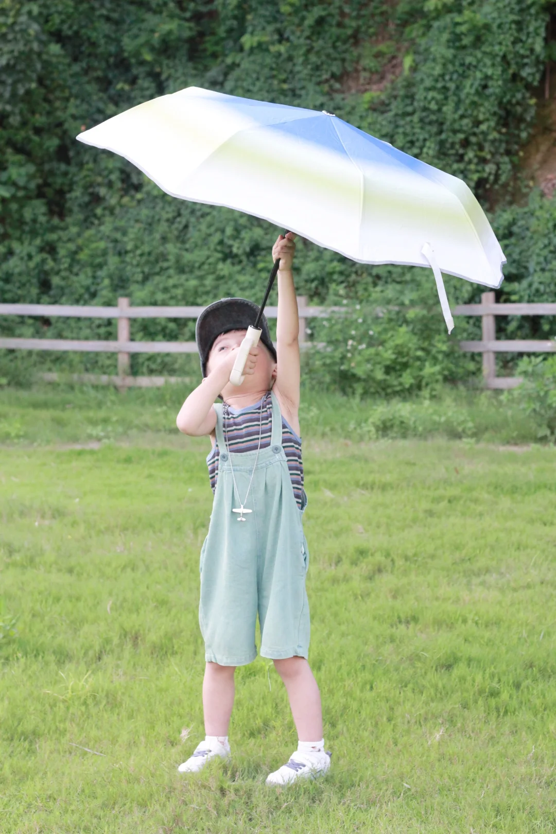 介个儿童雨伞终于买回来了