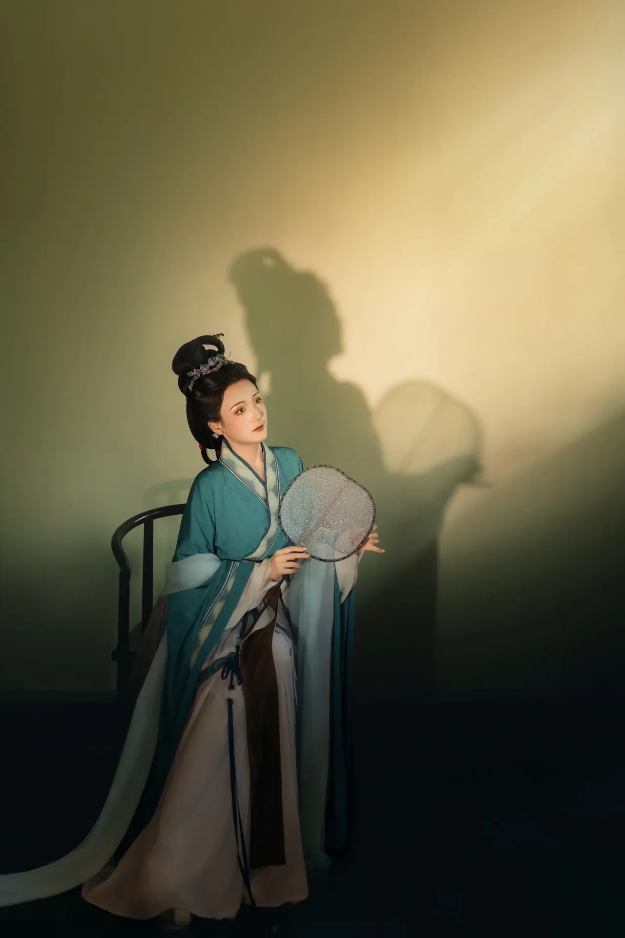 “绿树阴浓夏日长”