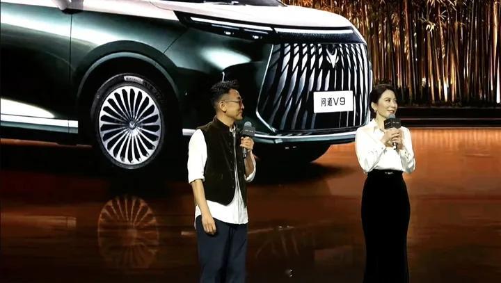 极狐问道V9正式上市了，上市价格19.48万元起，关于这台车，几个关键的配置值得
