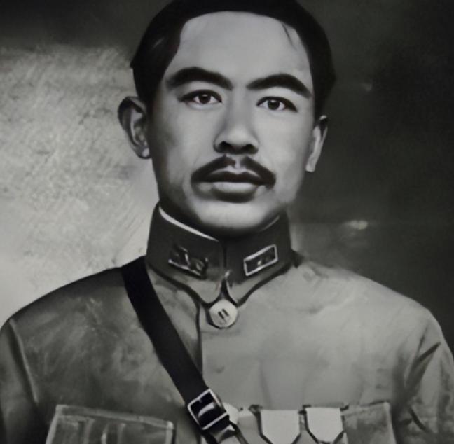 1944年，被调离新疆的盛世才，在带领着数十辆卡车的家当路过陕西宝鸡的过程中，儿