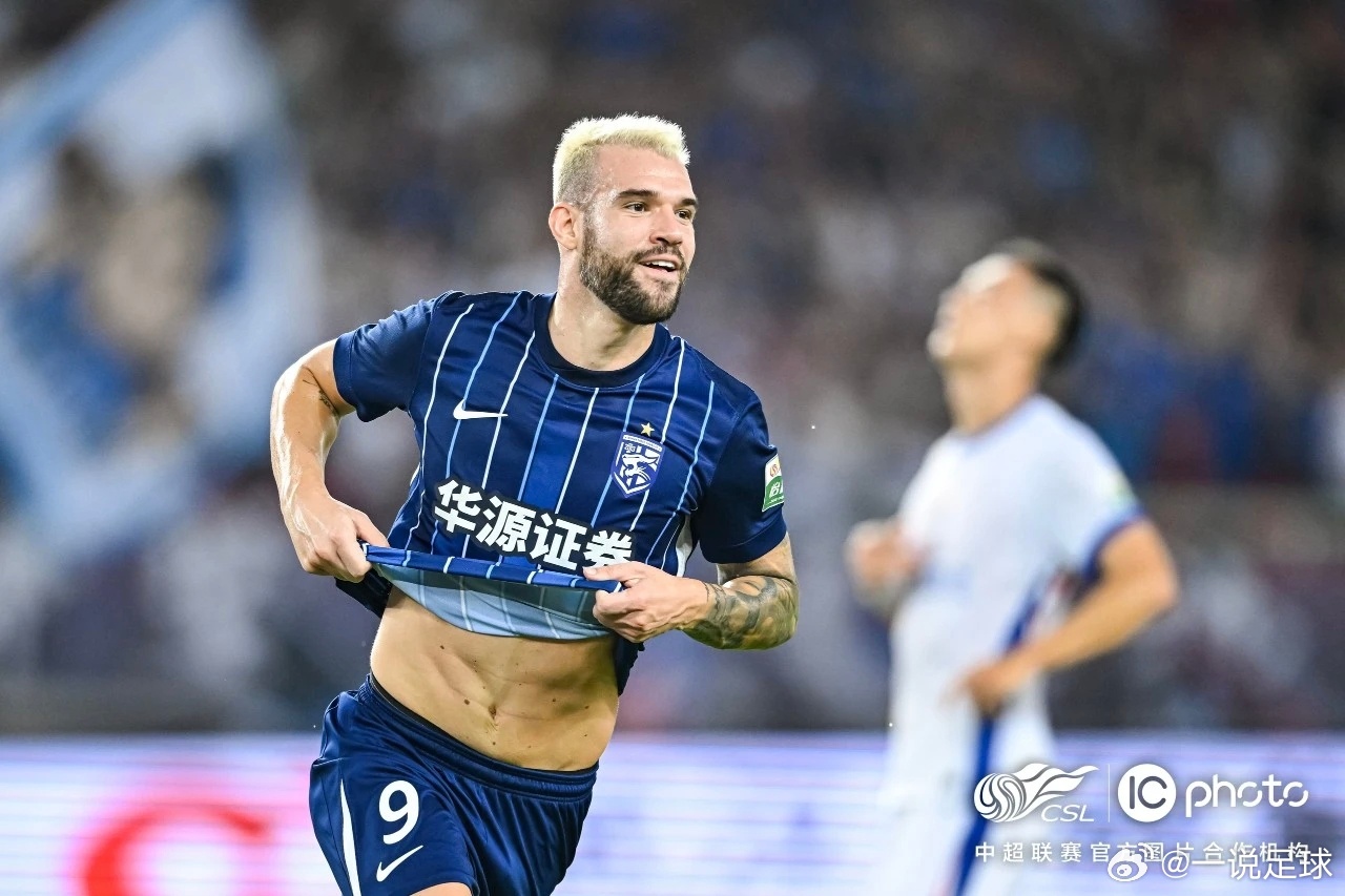 图多列加盟中甲广州豹！图多列上赛季加盟武汉三镇，出战26次贡献10球，算是一个中