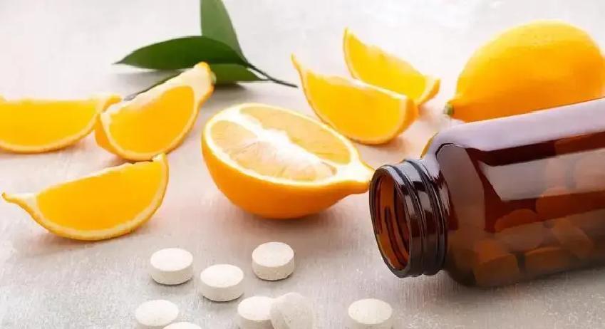 2025年10月，国家市场监管总局通报七起老年人保健品虚假宣传典型案例，商家通过