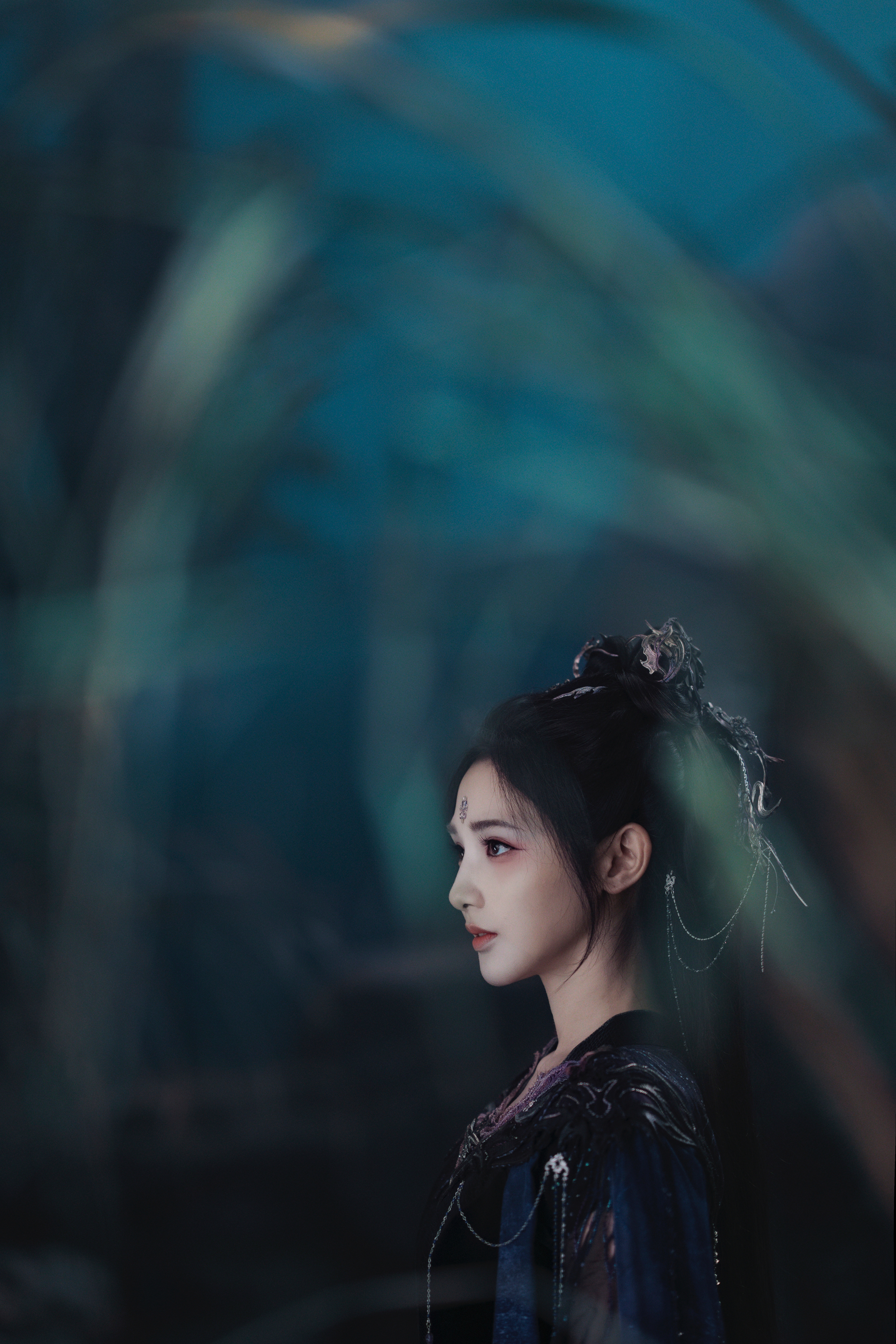 应该是雨墨最后一组美丽剧照了吧 《暗河传》慕雨墨☽ 剧照-1️⃣紫衣2️⃣紫衣+