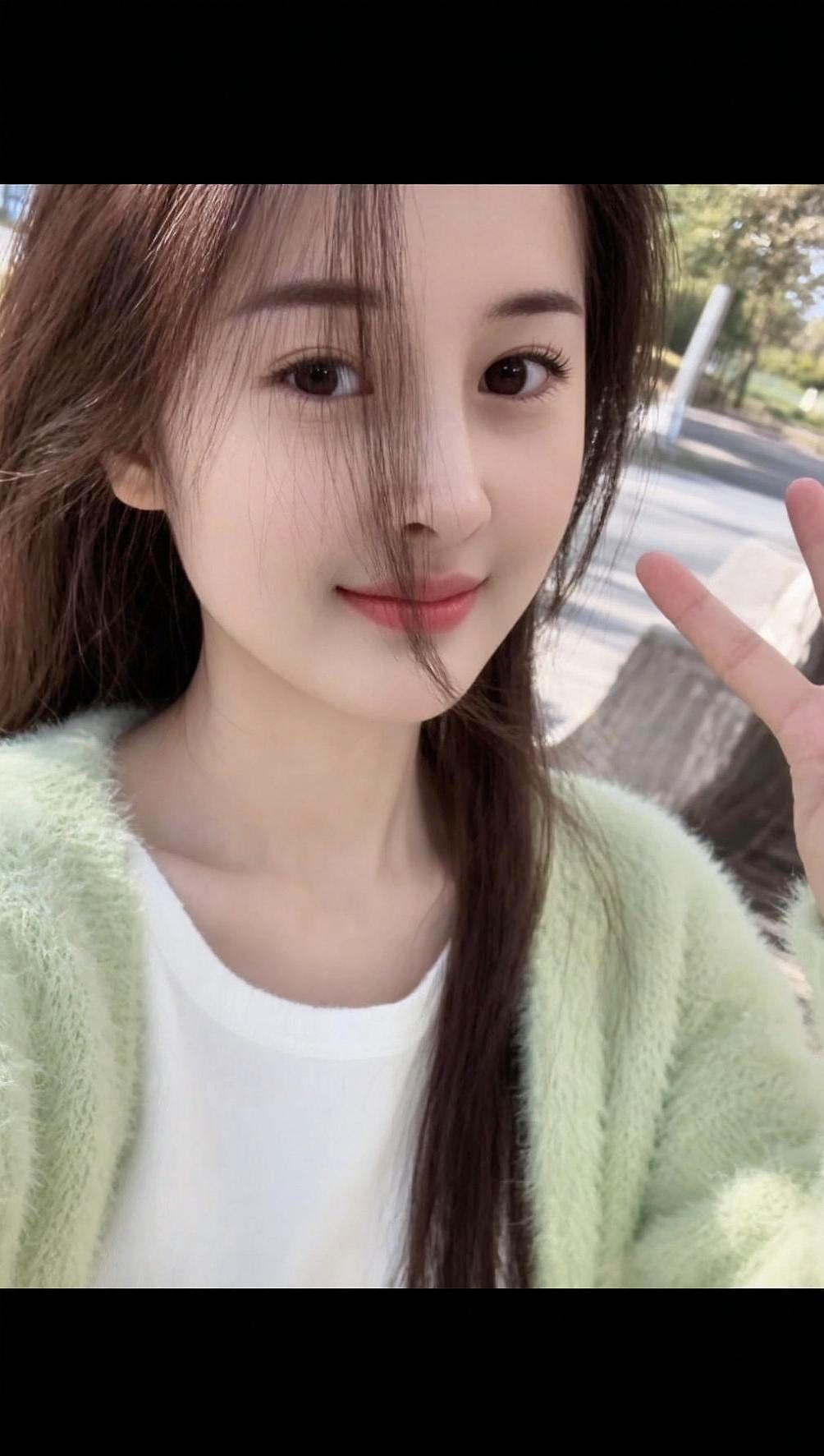 创作者扶持计划 甜系女孩已上线 笑容最治愈的女孩 美出高级感 清纯甜美