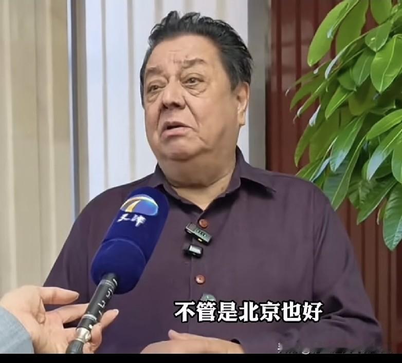 著名相声表演艺术家李金斗一句发问，戳破当下相声圈最现实的难题，说得太中肯！
很多