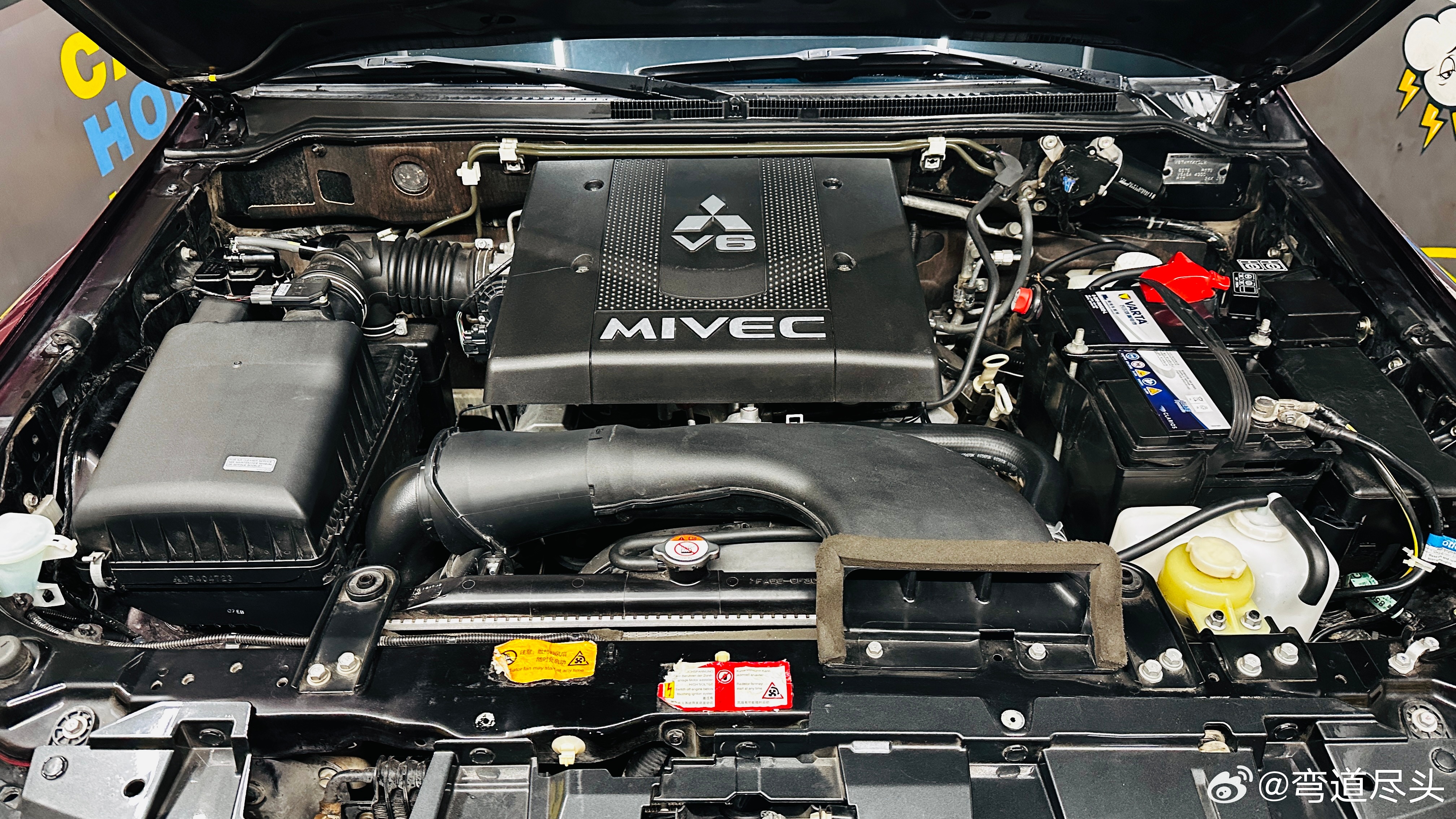 帕杰罗油价涨爆了PAJERO V87独享涨价之后的壳牌加油站⛽️mitsubis