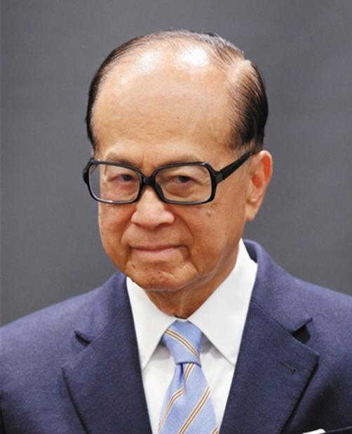 李嘉诚不顾国家利益卖港口，为什么他仍要一意孤行?

他旗下公司要把全球 43 个