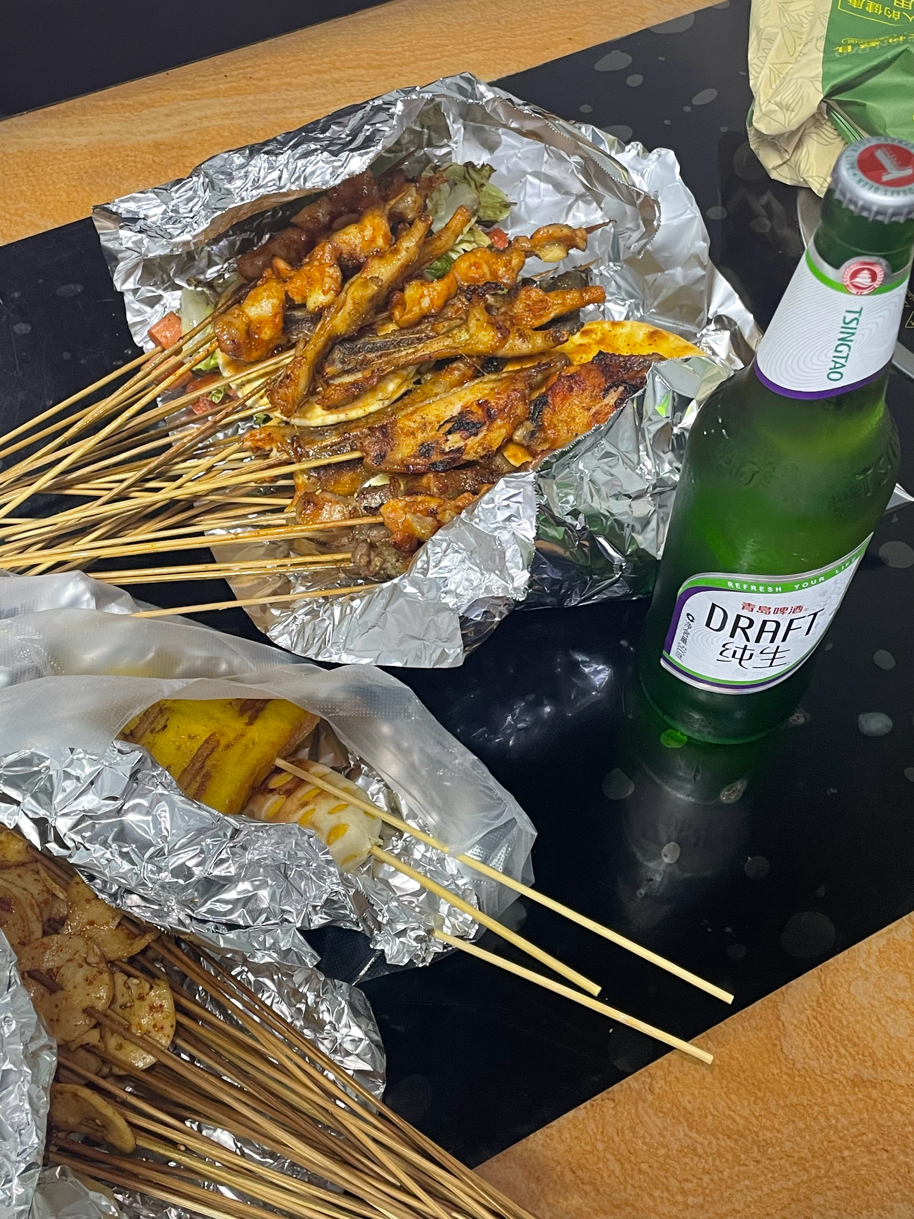 烧烤打包回家看跑男🥂🍴 周五 美好的周五 周五 人类的文明之光 谁能不喜欢周