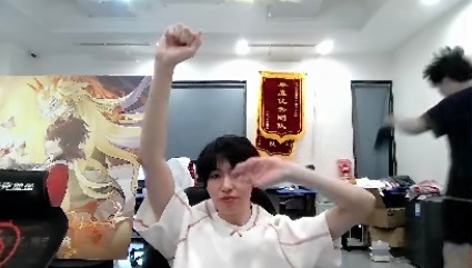 捕捉到一只萌诺ʕ•͈⚇•͈ʔ 