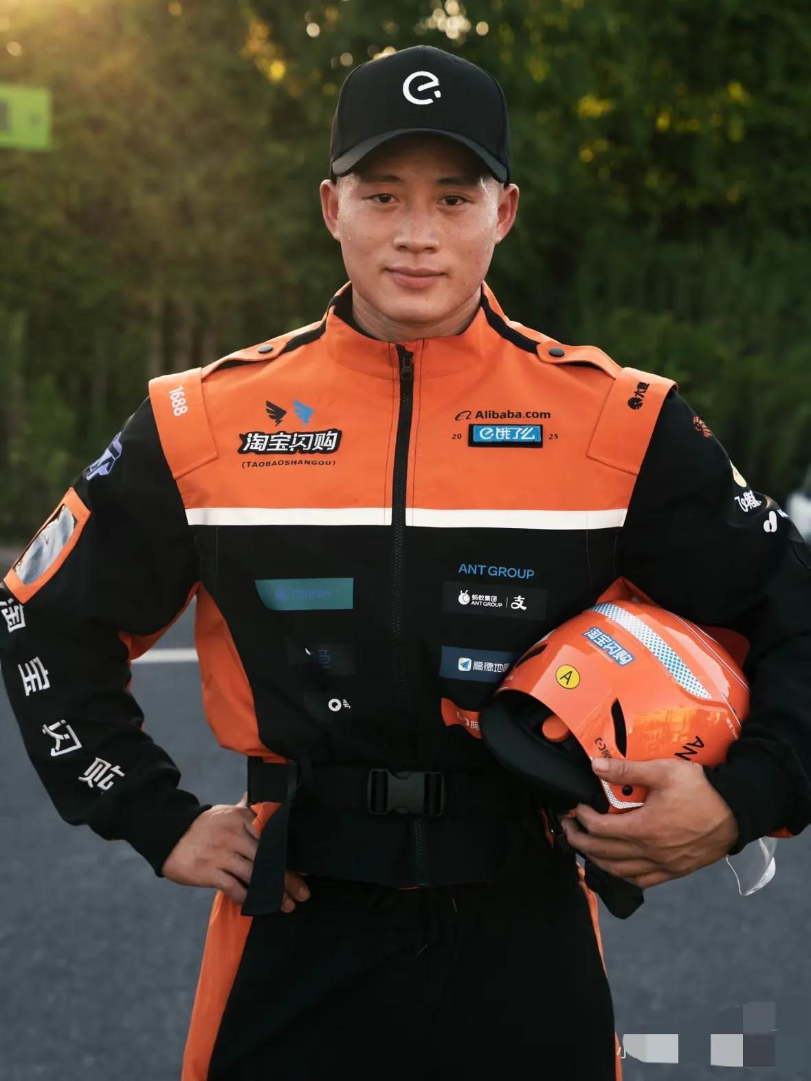 家人们快看！
外卖圈这波操作直接炸了！
京东美团怕是要捏把汗，饿了么

这波转型