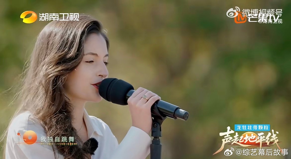 最适合清醒大女主的bgm找到了旋律自带疏离又坚定的气场，唱出大女主不被情爱左右的